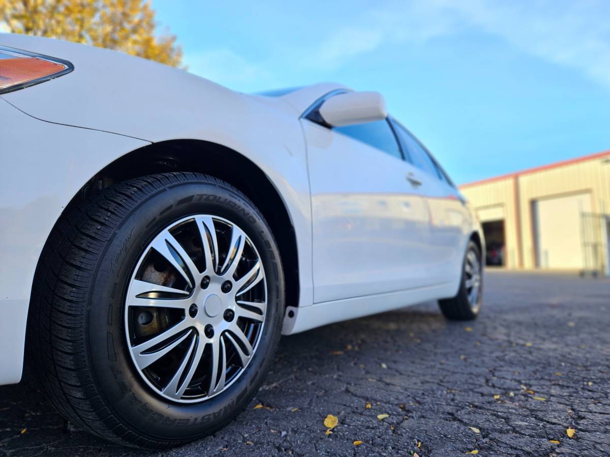 2007 Toyota Camry LE photo 4