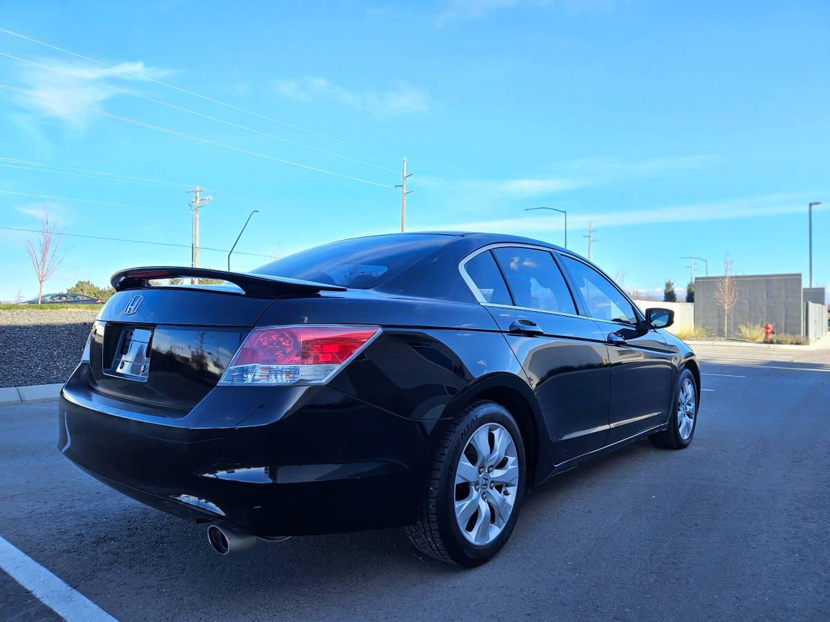 2009 Honda Accord EX photo 2